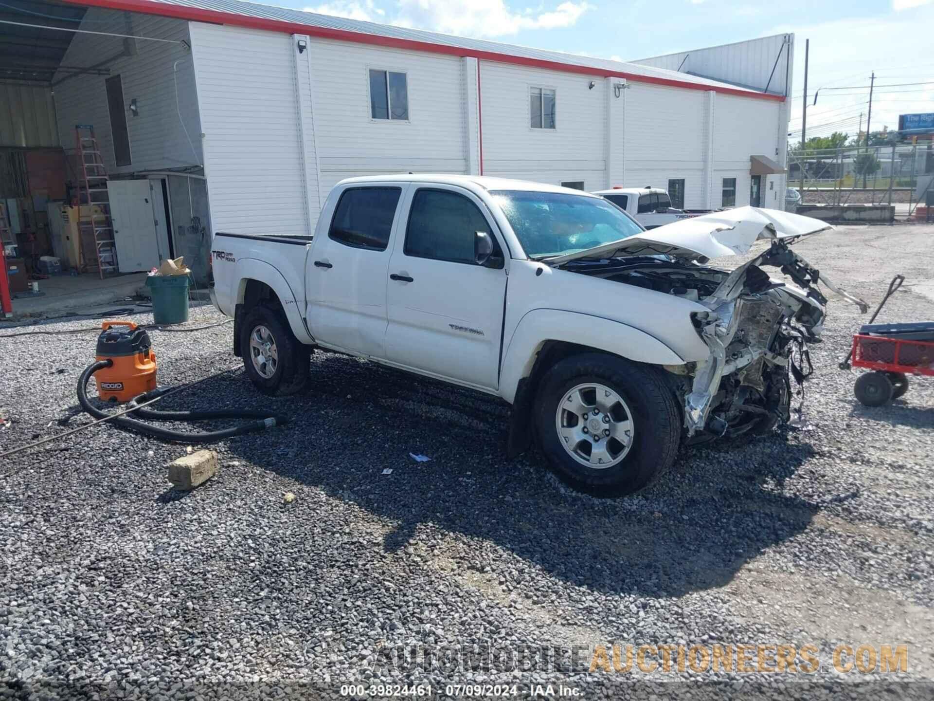 5TFLU4EN6FX133732 TOYOTA TACOMA 2015