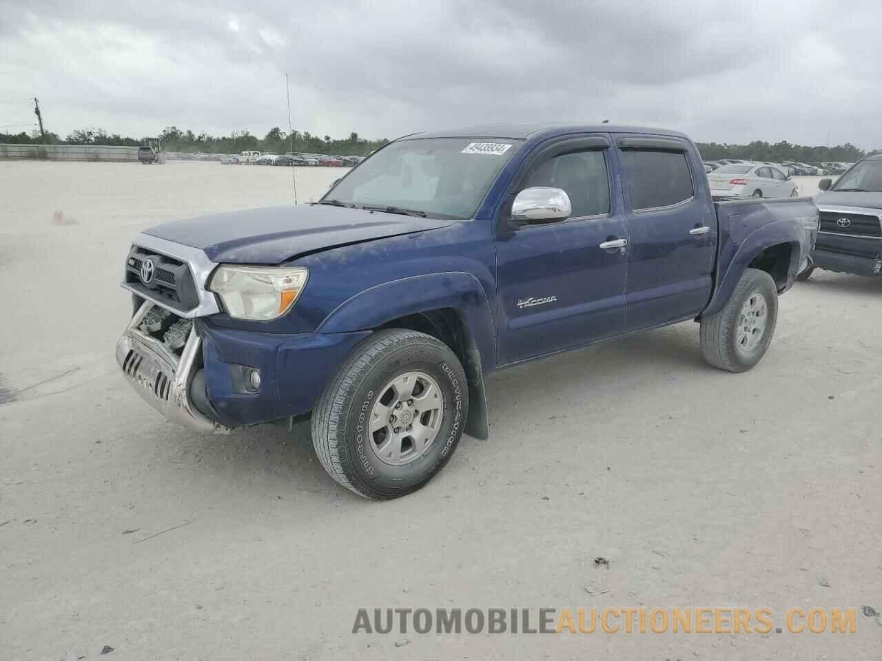 5TFLU4EN9FX136334 TOYOTA TACOMA 2015