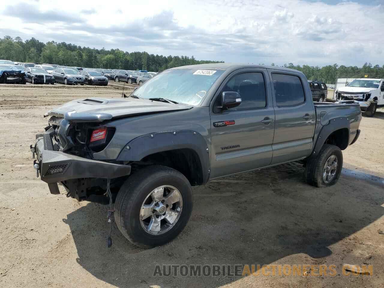 5TFLU4EN9FX145888 TOYOTA TACOMA 2015