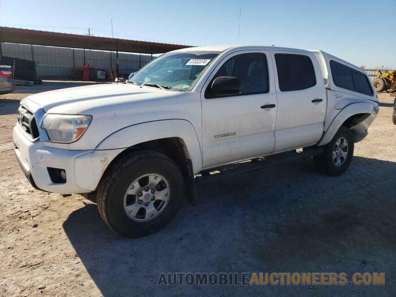 5TFLU4ENXFX109983 TOYOTA TACOMA 2015