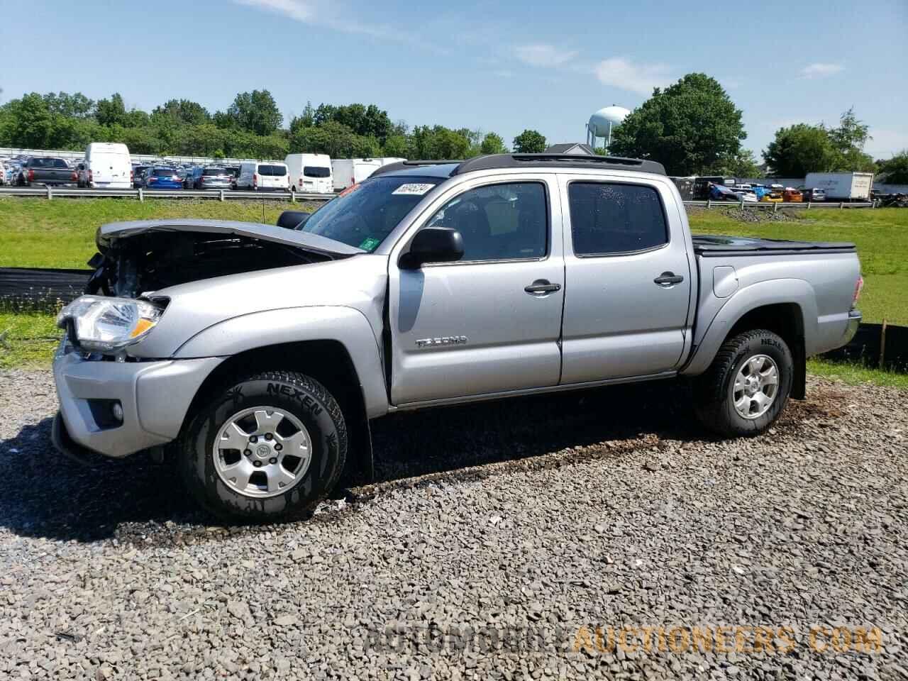 5TFLU4ENXFX121695 TOYOTA TACOMA 2015