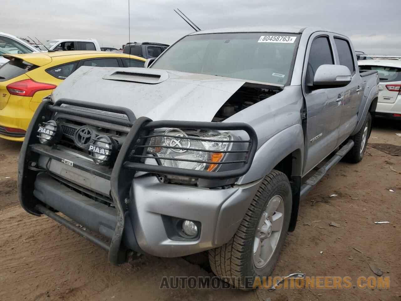 5TFLU4ENXFX130946 TOYOTA TACOMA 2015