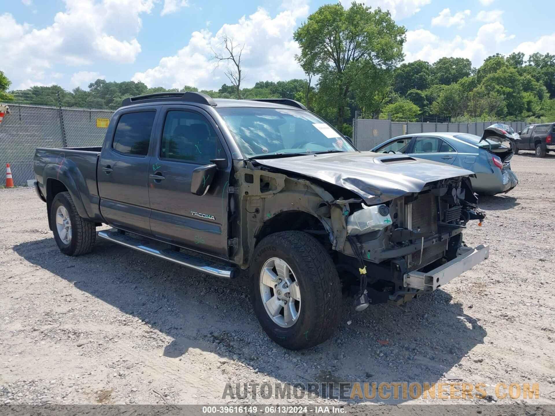 5TFMU4FN0FX028638 TOYOTA TACOMA 2015