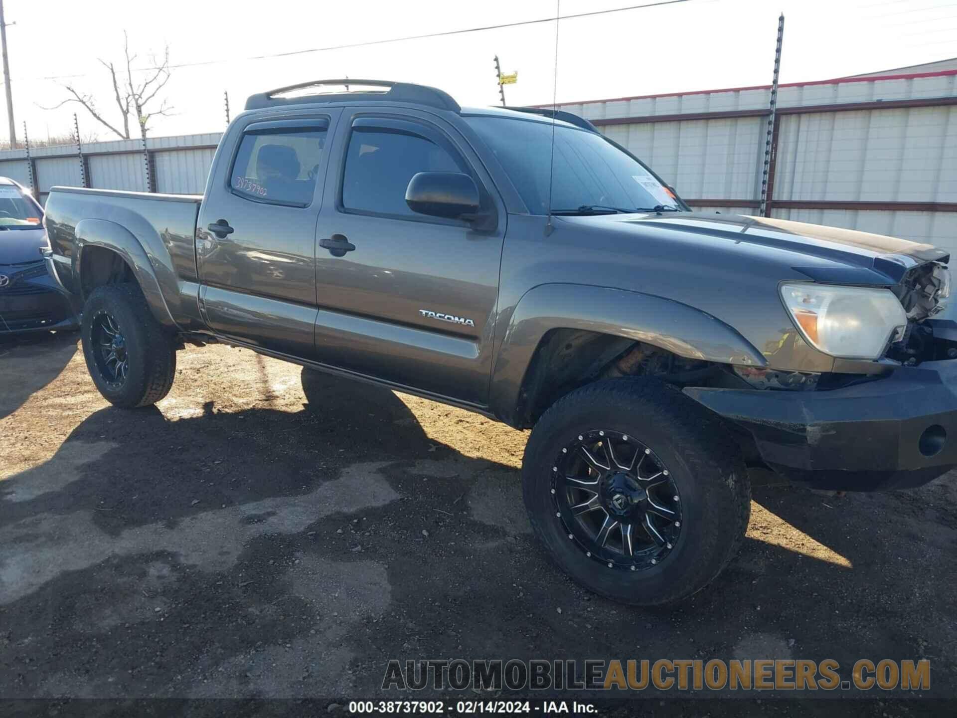 5TFMU4FN1FX031502 TOYOTA TACOMA 2015