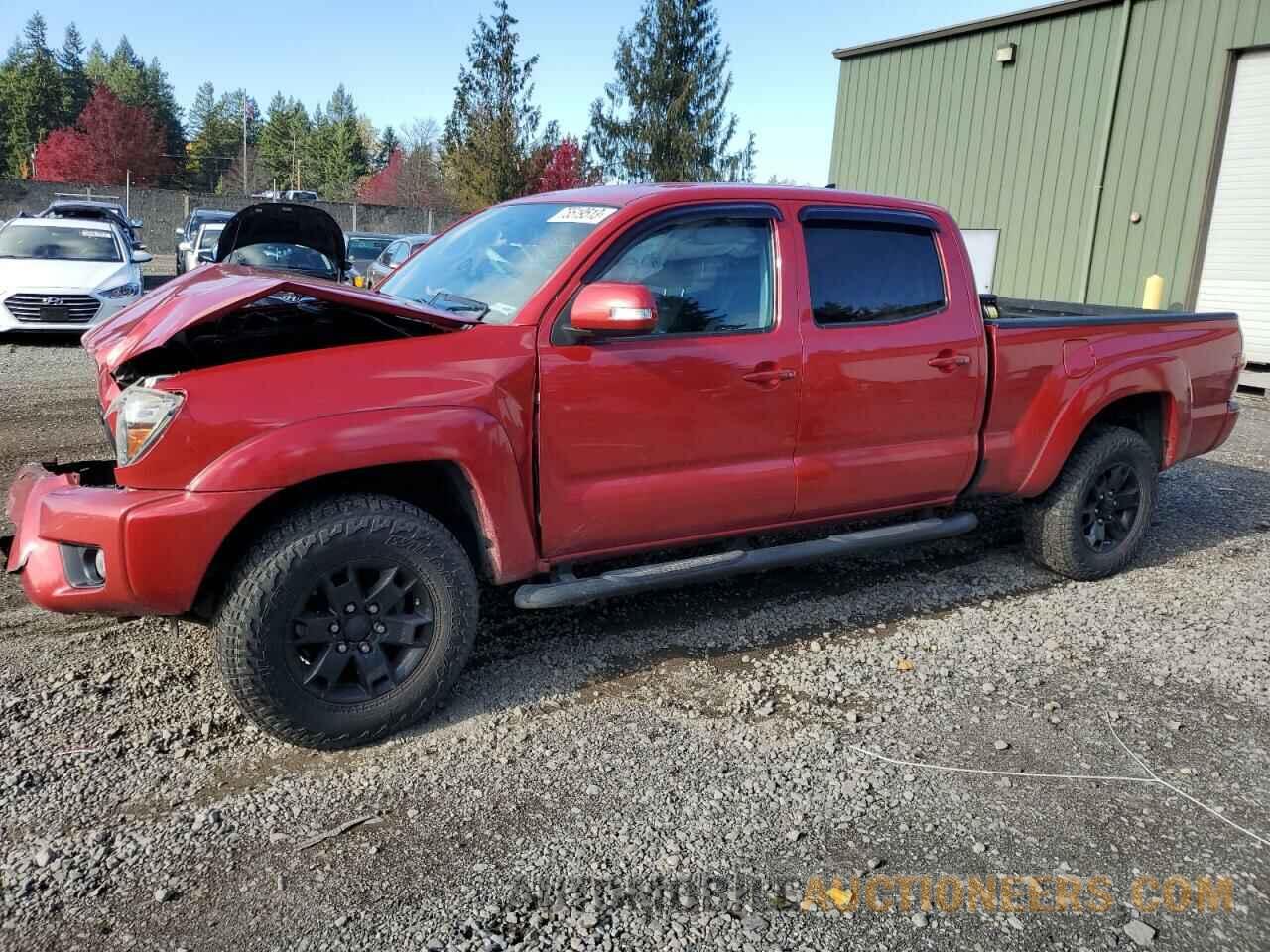 5TFMU4FN1FX033735 TOYOTA TACOMA 2015