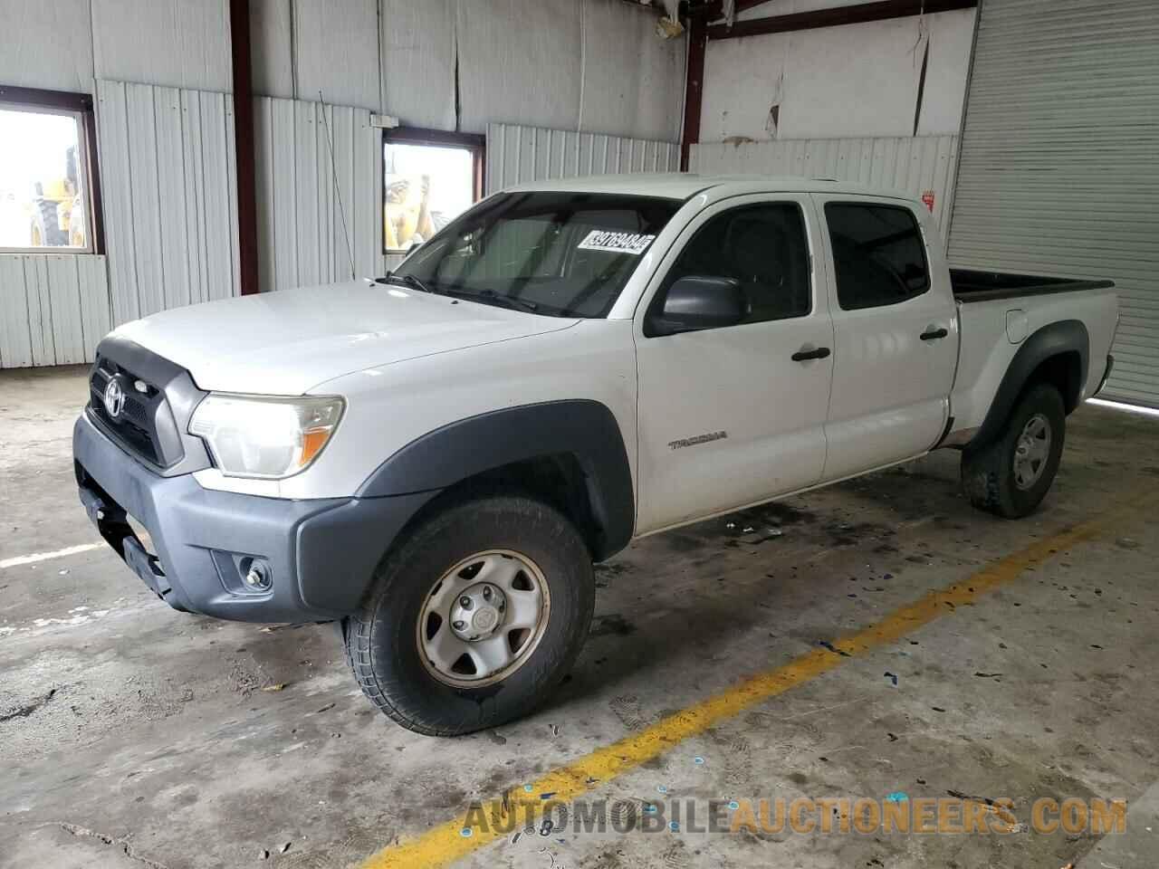 5TFMU4FNXFX028520 TOYOTA TACOMA 2015