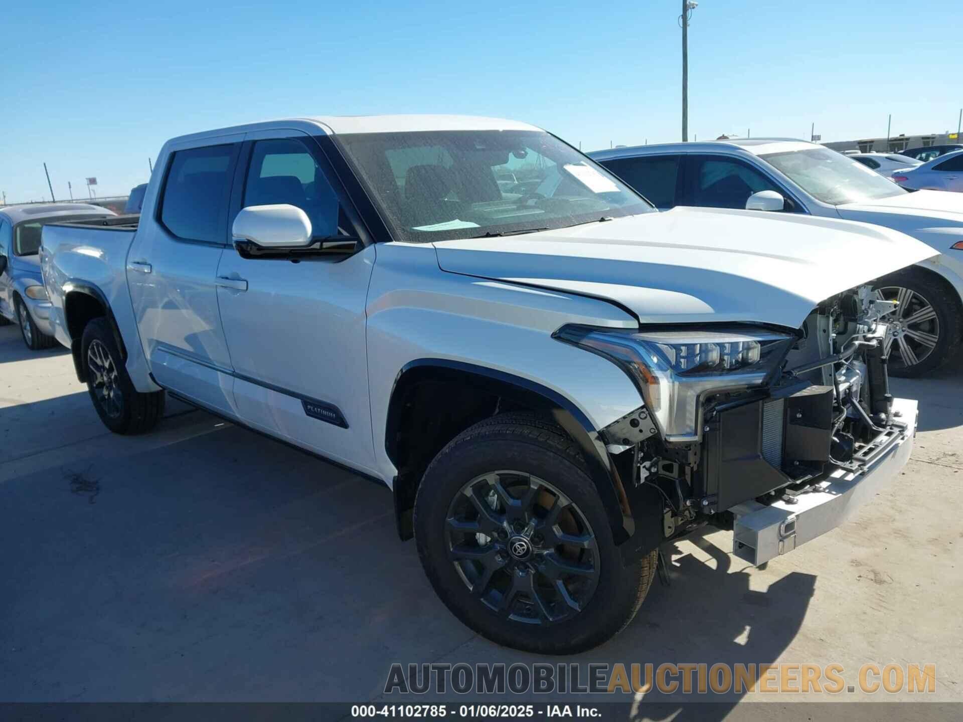 5TFNA5DBXSX252621 TOYOTA TUNDRA 2025