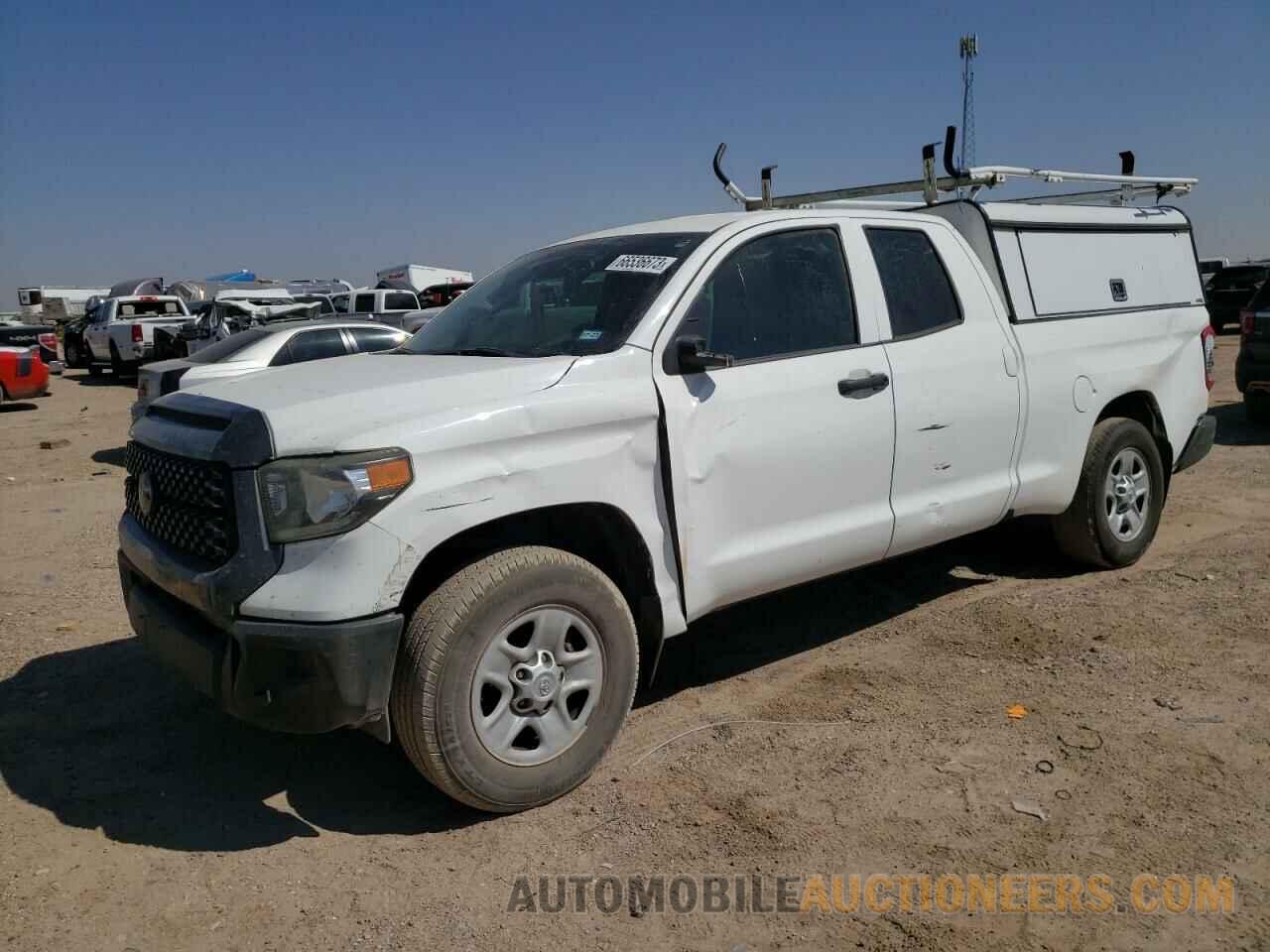 5TFRM5F10JX132869 TOYOTA TUNDRA 2018