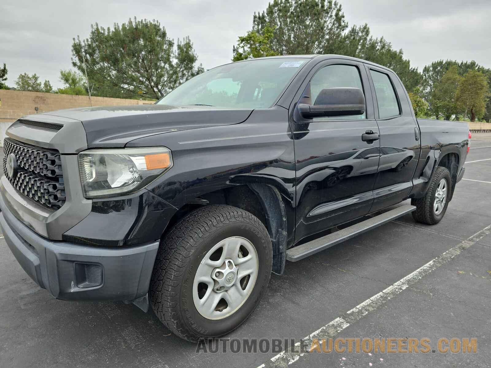 5TFRM5F11JX128250 Toyota Tundra 2018