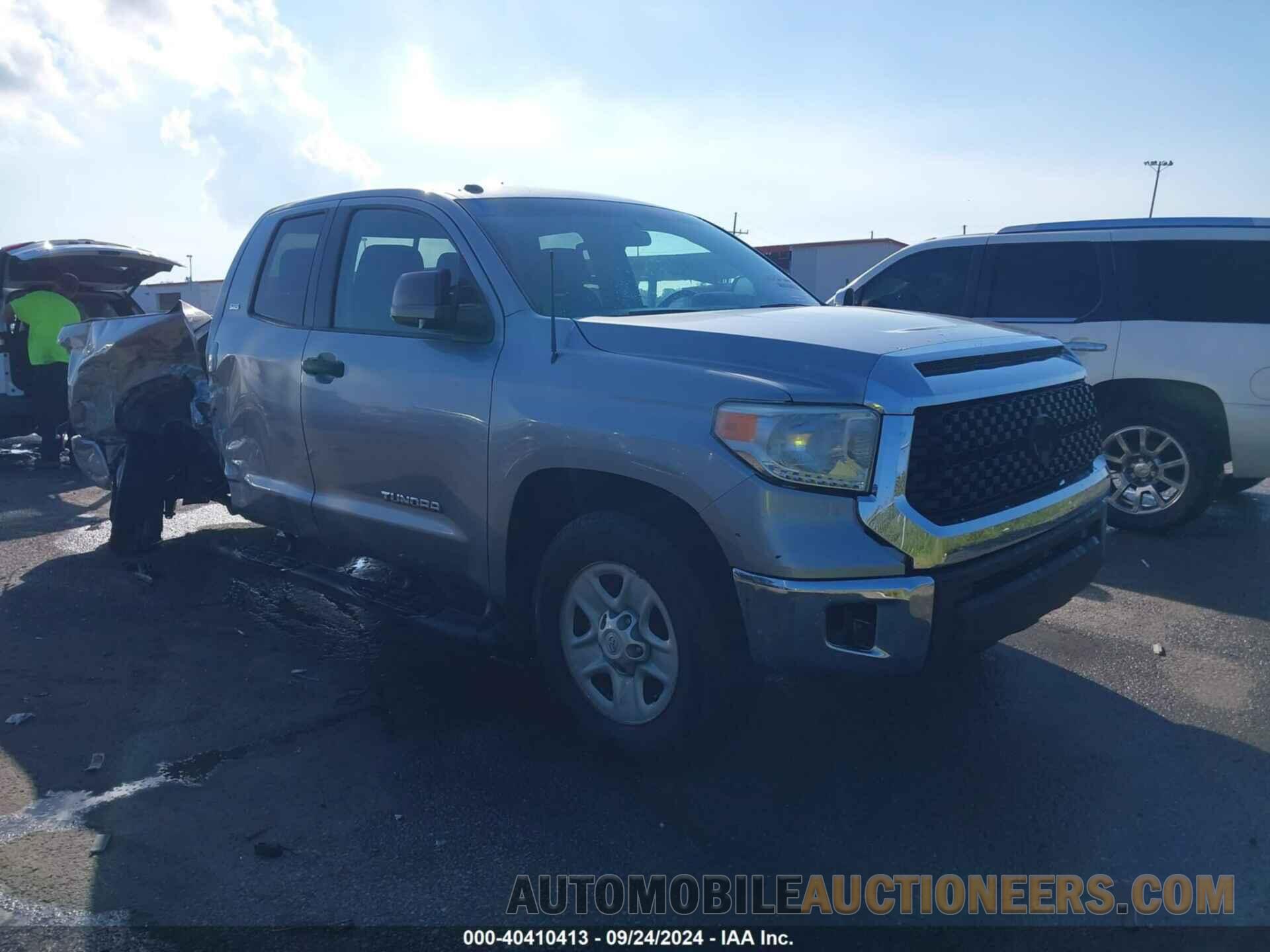 5TFRM5F14FX092142 TOYOTA TUNDRA 2015