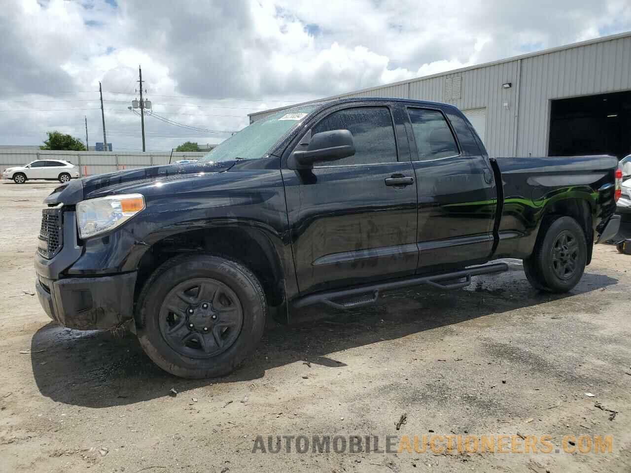 5TFRM5F16HX121000 TOYOTA TUNDRA 2017