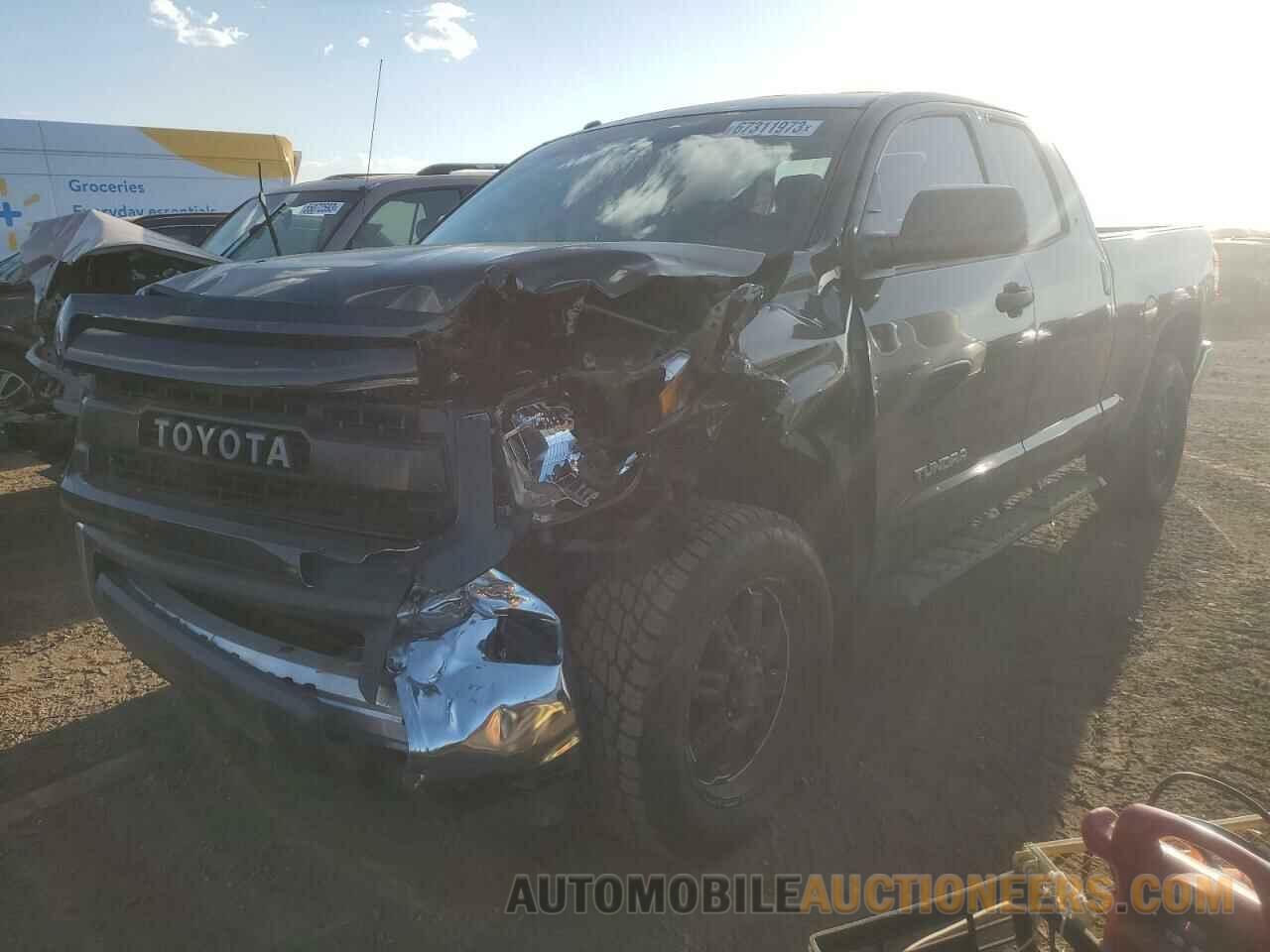 5TFRM5F17GX103913 TOYOTA TUNDRA 2016