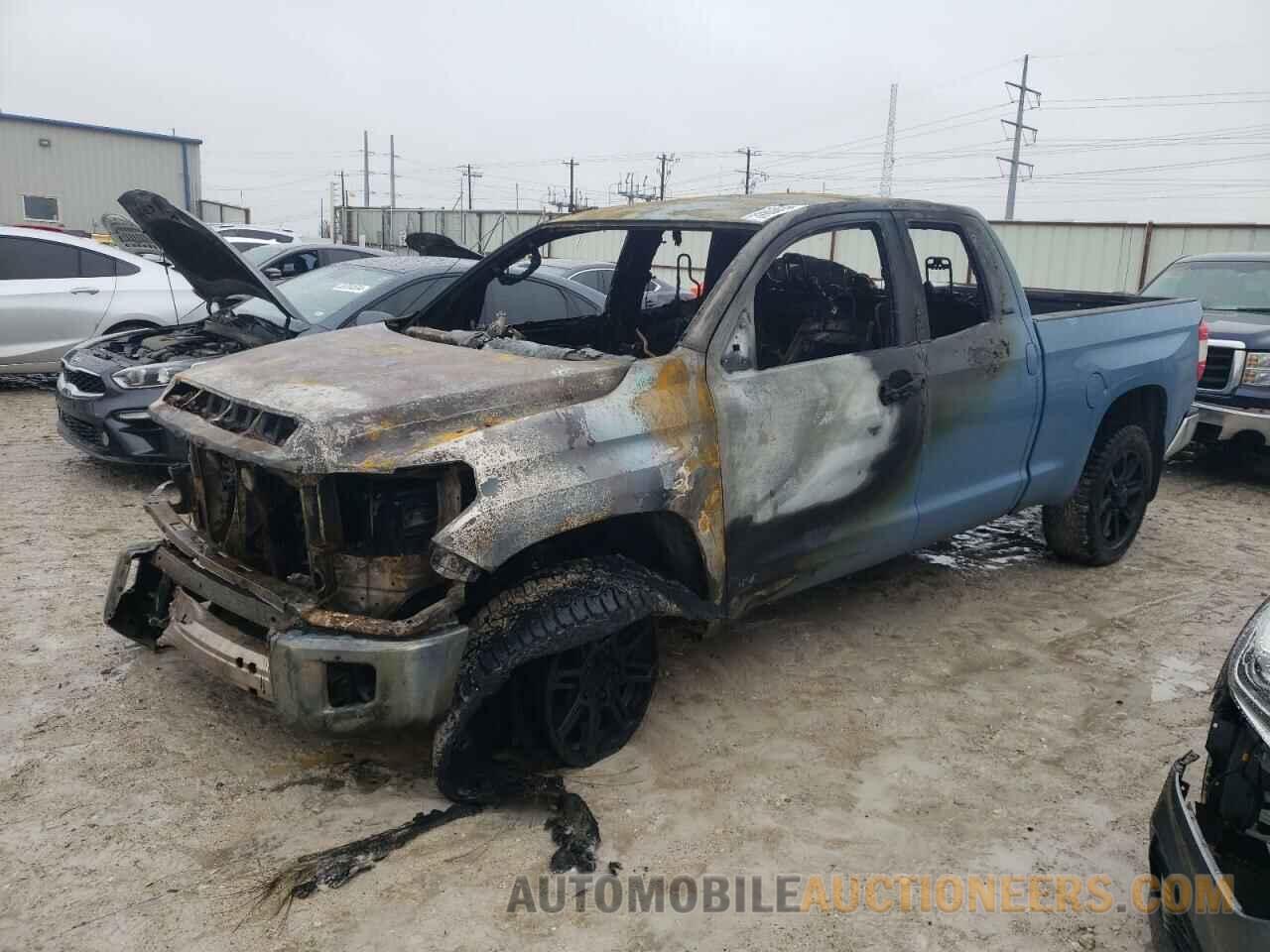 5TFRM5F18KX141384 TOYOTA TUNDRA 2019