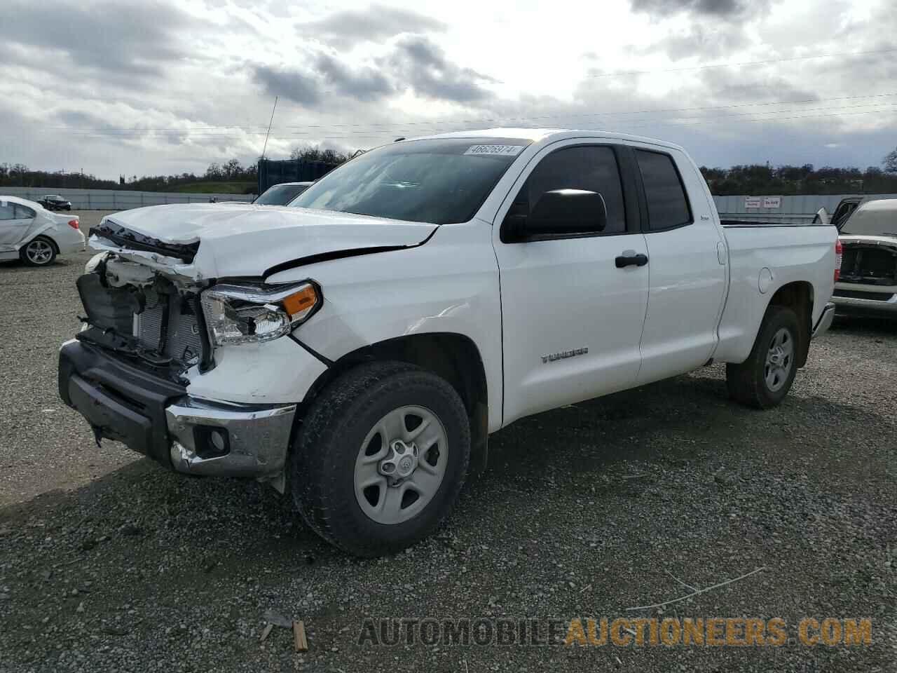 5TFRM5F19HX119919 TOYOTA TUNDRA 2017