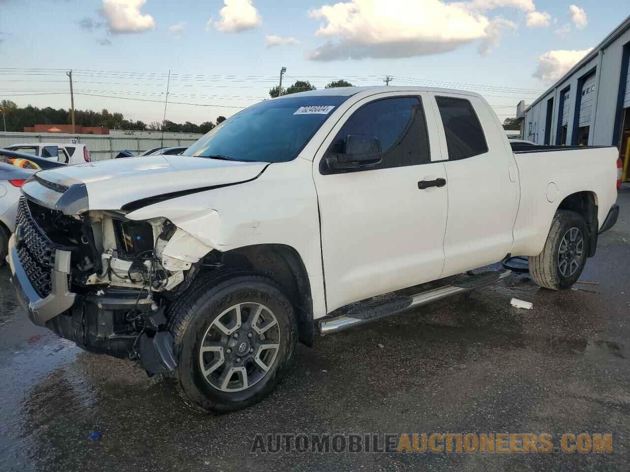 5TFRM5F19JX130117 TOYOTA TUNDRA 2018