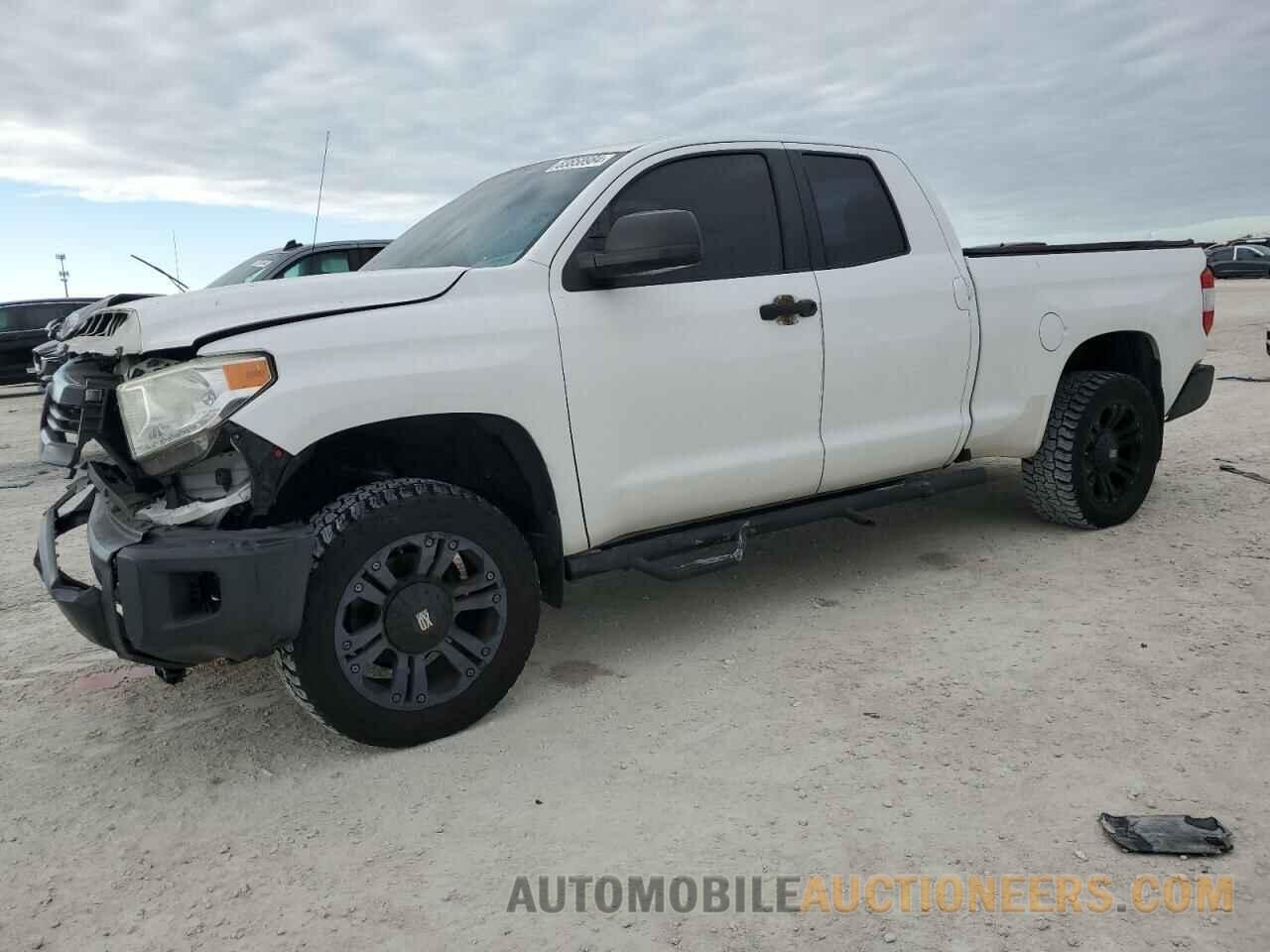 5TFRM5F1XHX121985 TOYOTA TUNDRA 2017