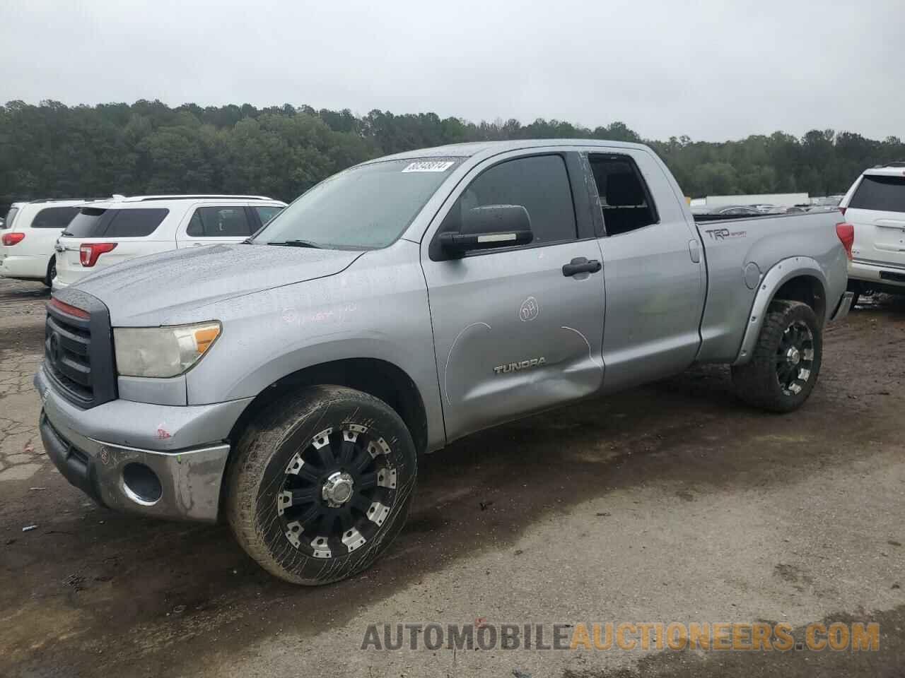 5TFRU5F13DX028493 TOYOTA TUNDRA 2013