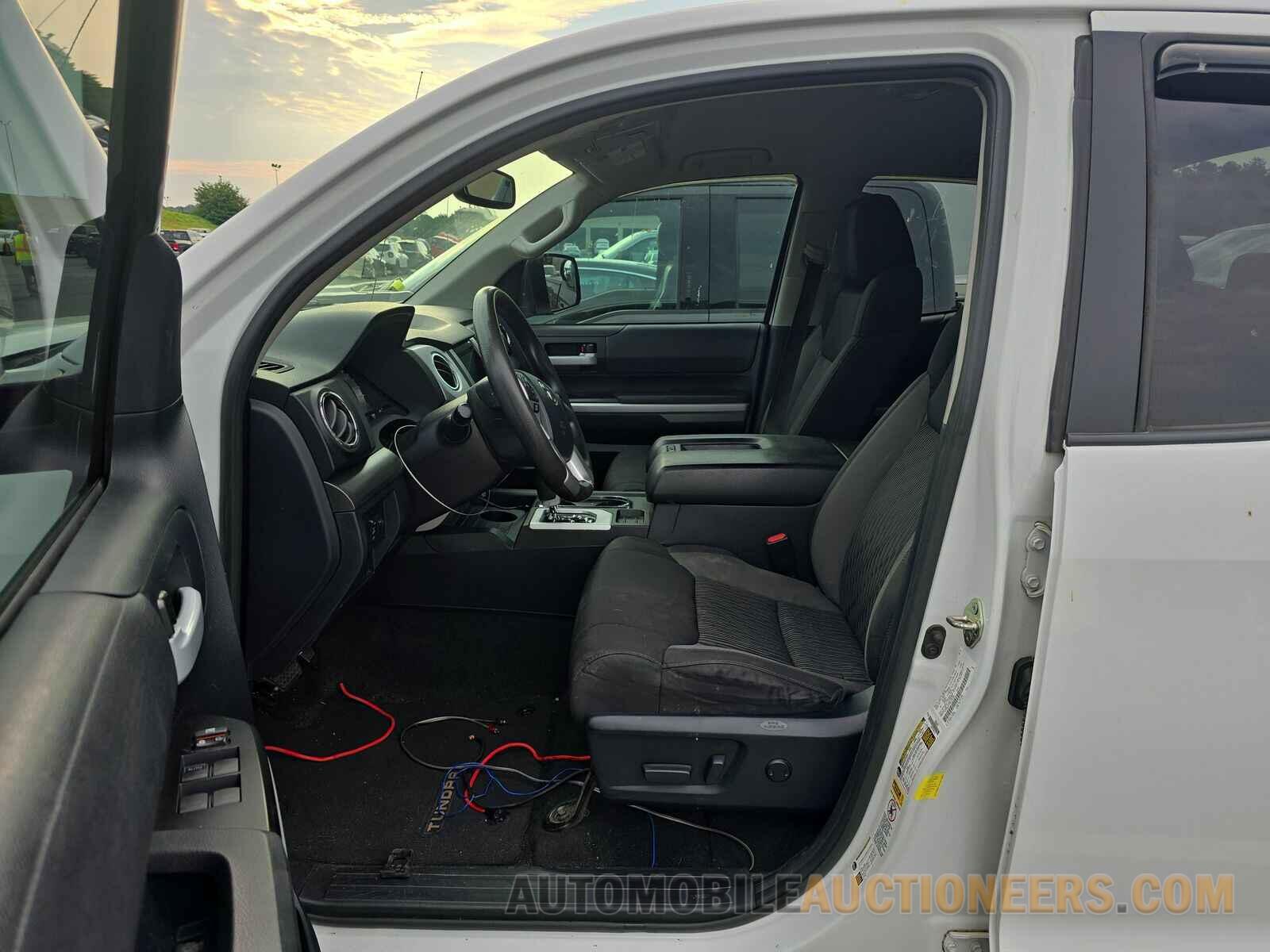 5TFRW5F15HX212866 Toyota Tundra 2017