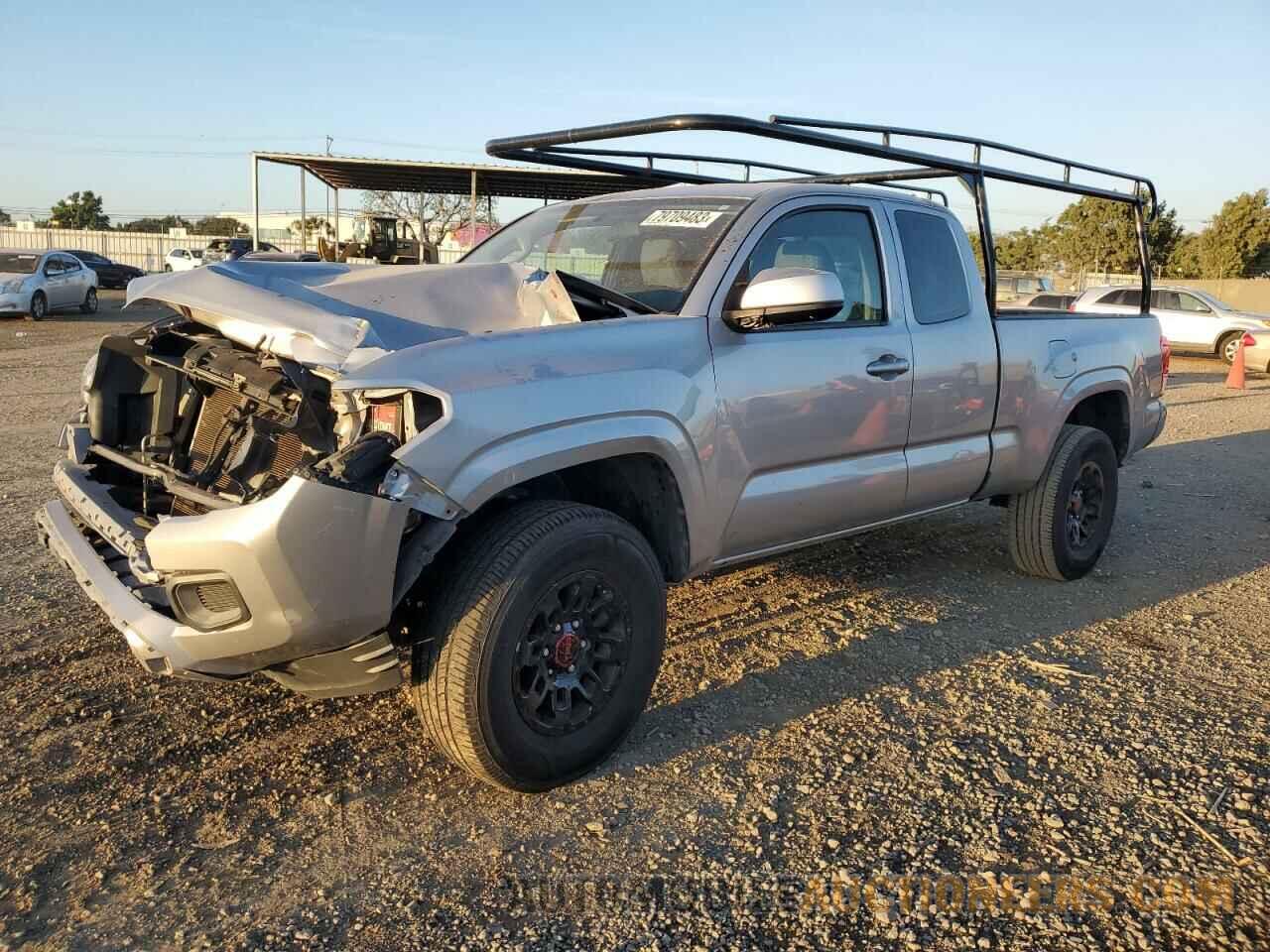 5TFRX5GN0HX080114 TOYOTA TACOMA 2017