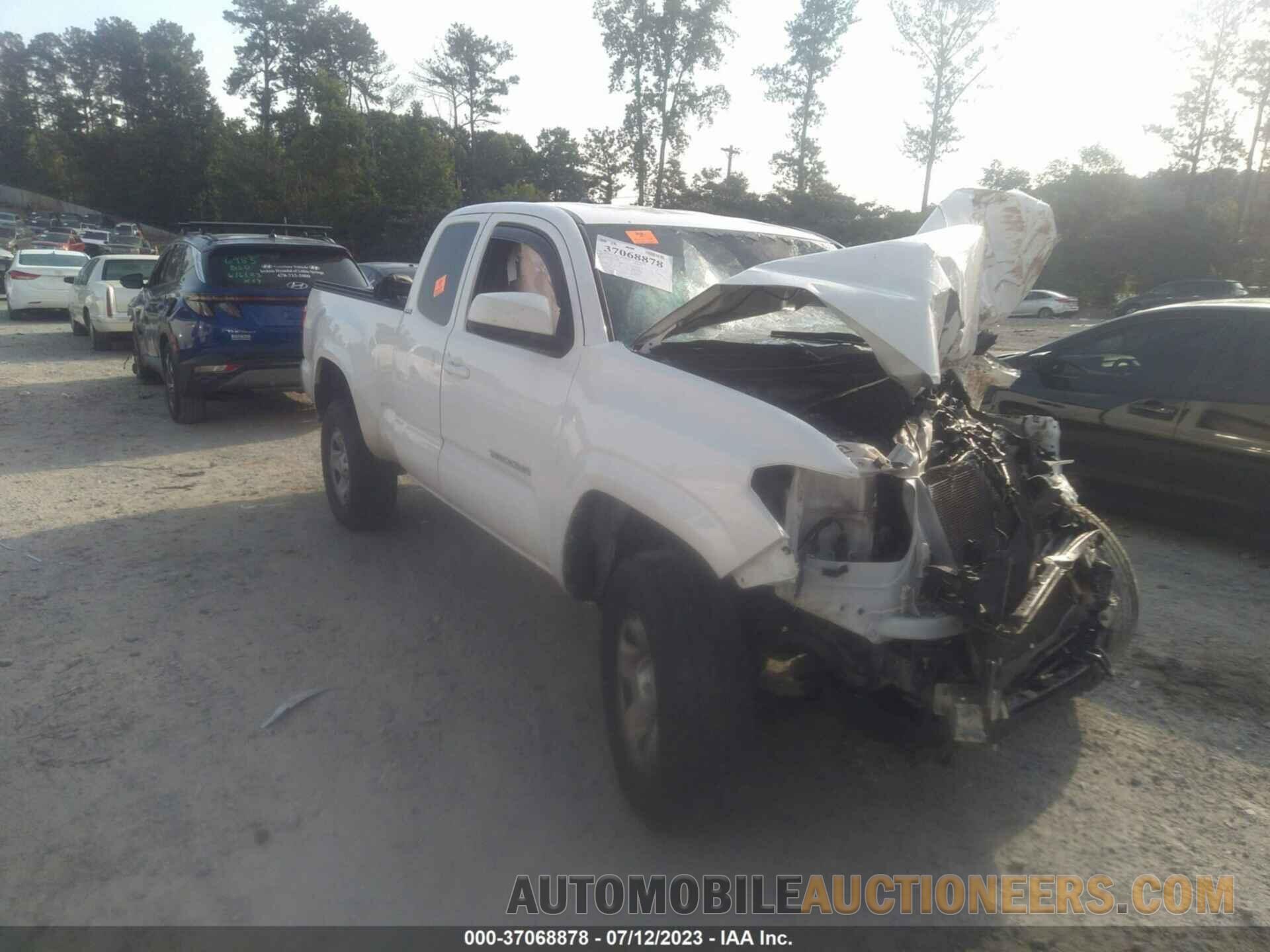 5TFRX5GN0HX083207 TOYOTA TACOMA 2017