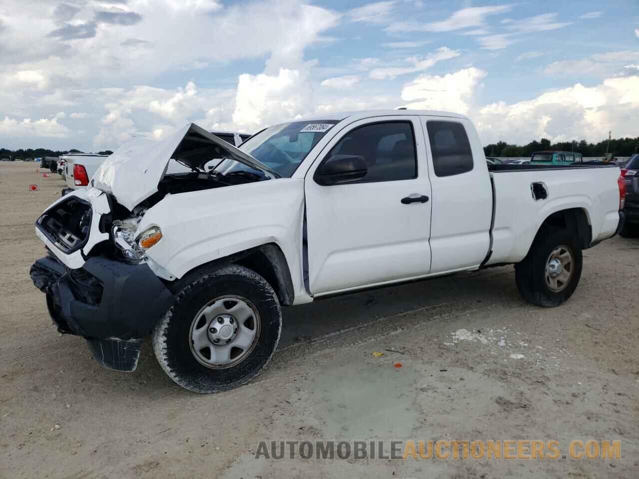 5TFRX5GN0HX088262 TOYOTA TACOMA 2017