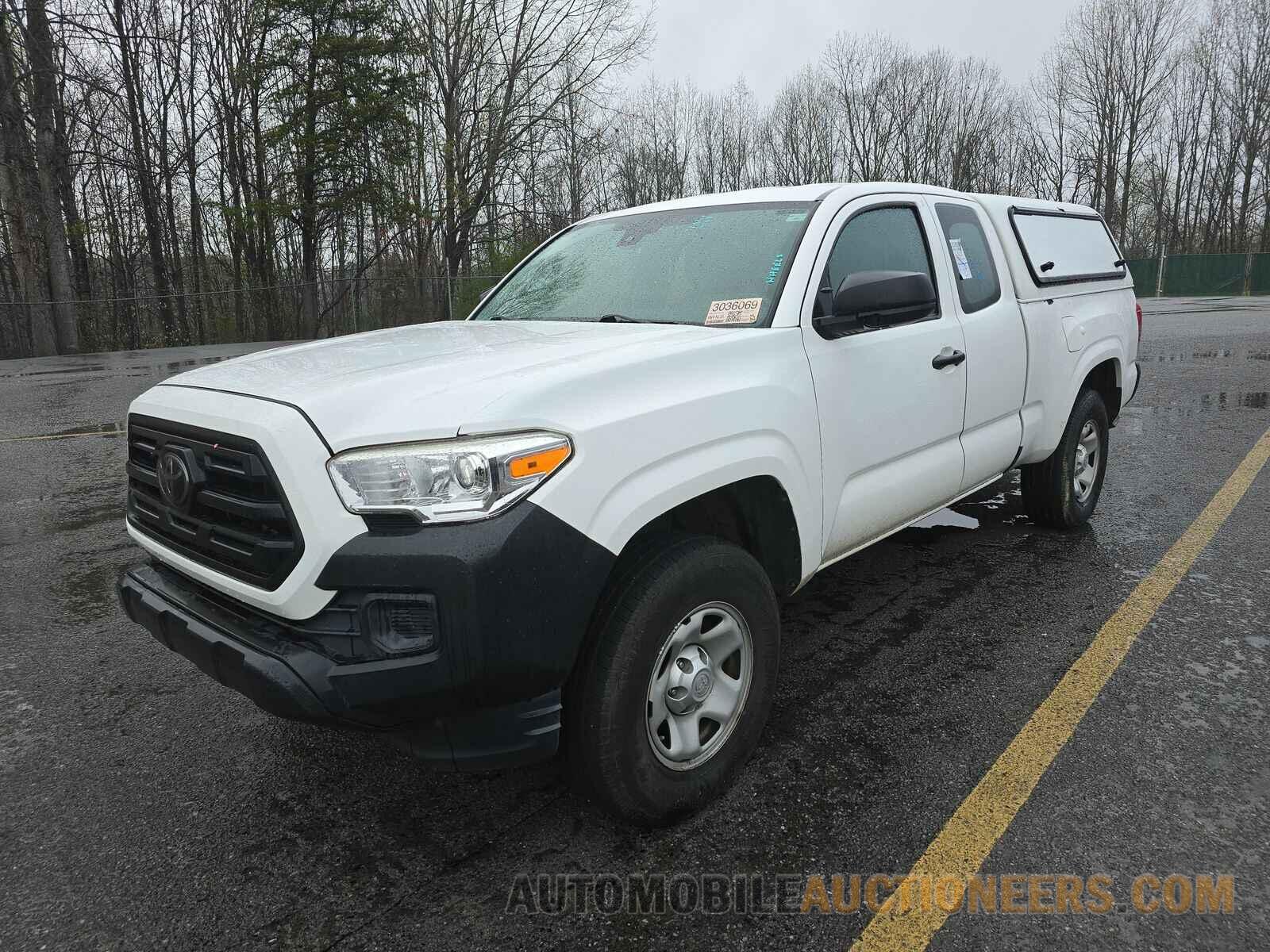 5TFRX5GN0JX119743 Toyota Tacoma 2018