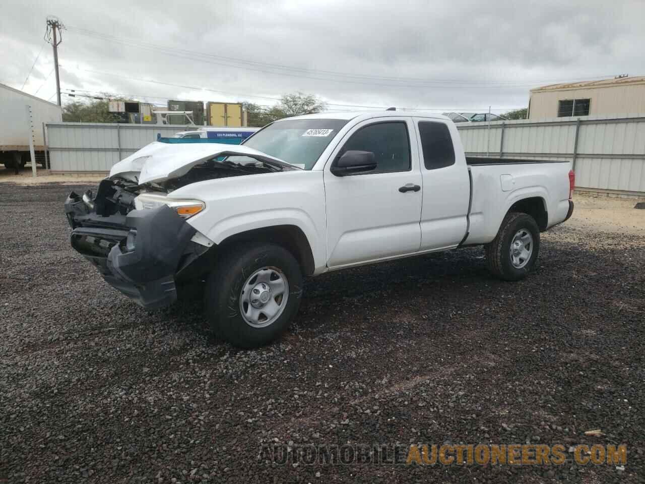 5TFRX5GN1HX076864 TOYOTA TACOMA 2017