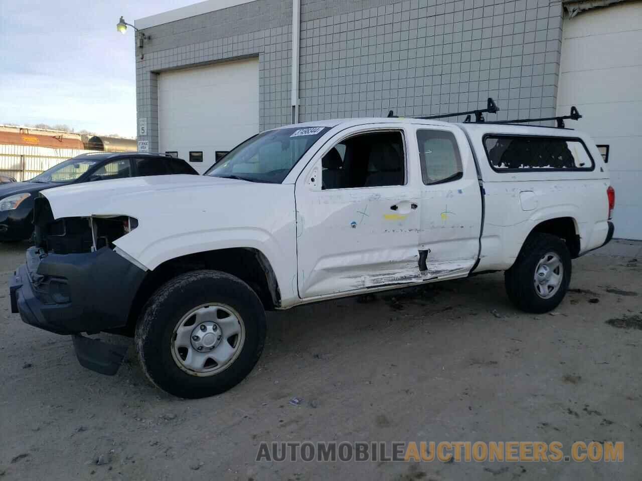 5TFRX5GN1HX079201 TOYOTA TACOMA 2017