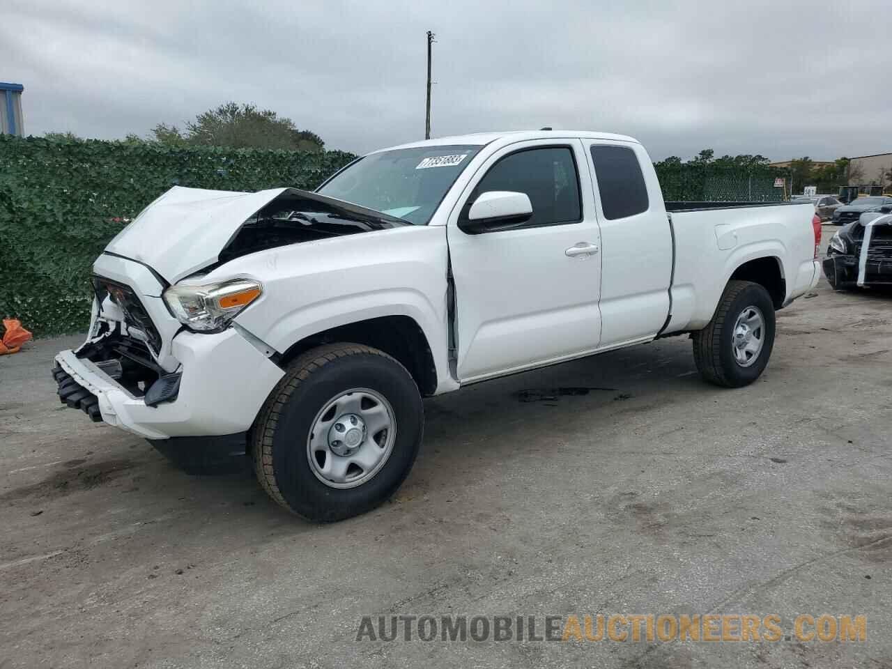 5TFRX5GN1HX088223 TOYOTA TACOMA 2017