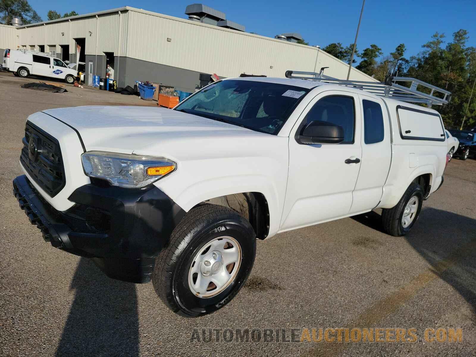 5TFRX5GN1JX118326 Toyota Tacoma 2018