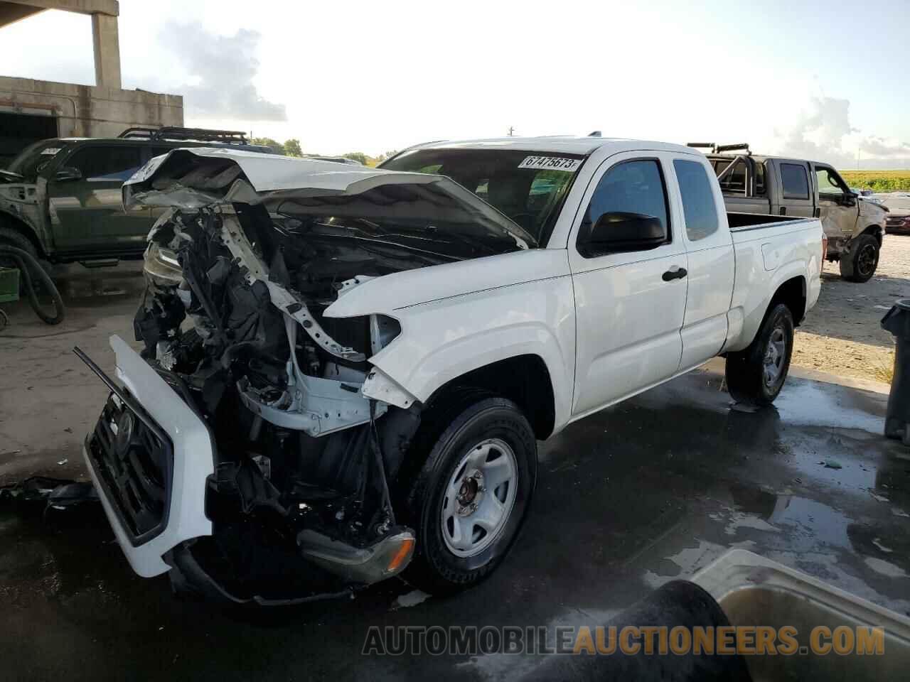 5TFRX5GN1JX126068 TOYOTA TACOMA 2018