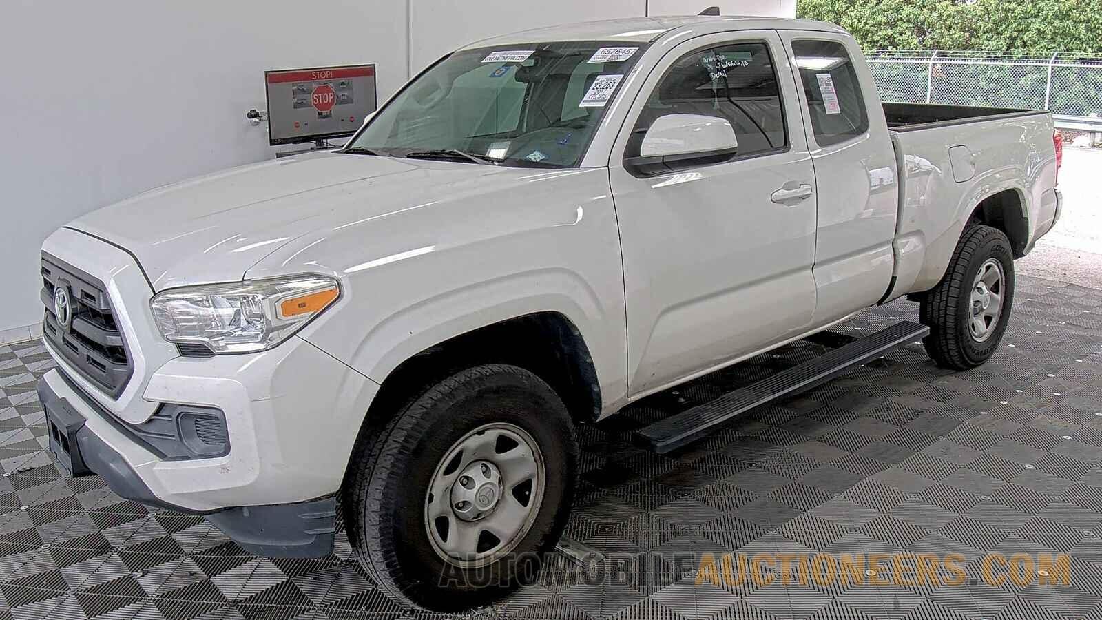 5TFRX5GN2HX084326 Toyota Tacoma 2017