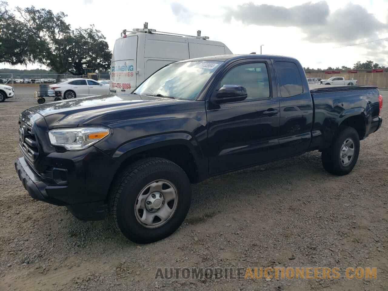 5TFRX5GN2HX096055 TOYOTA TACOMA 2017