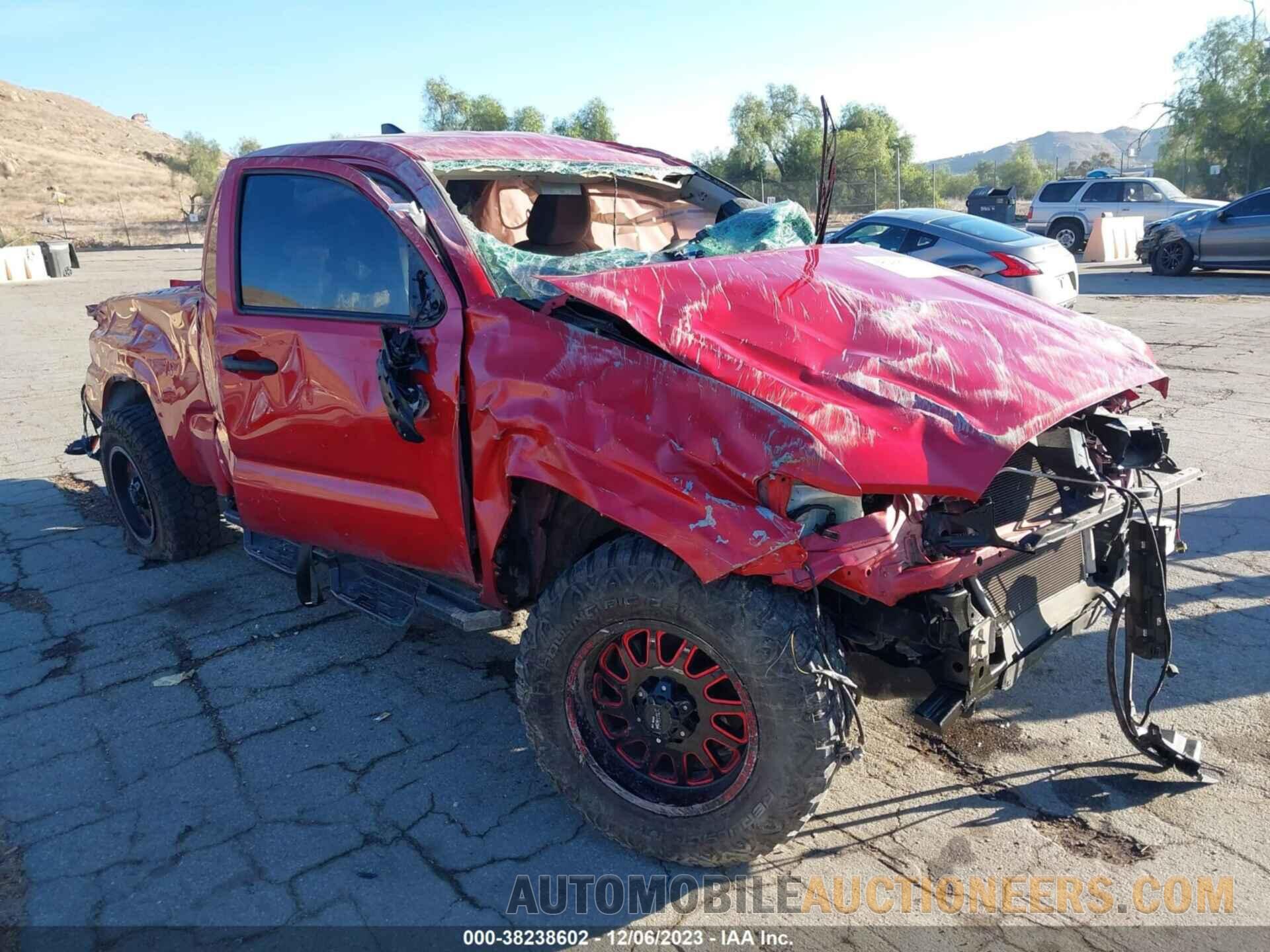 5TFRX5GN2JX109912 TOYOTA TACOMA 2018