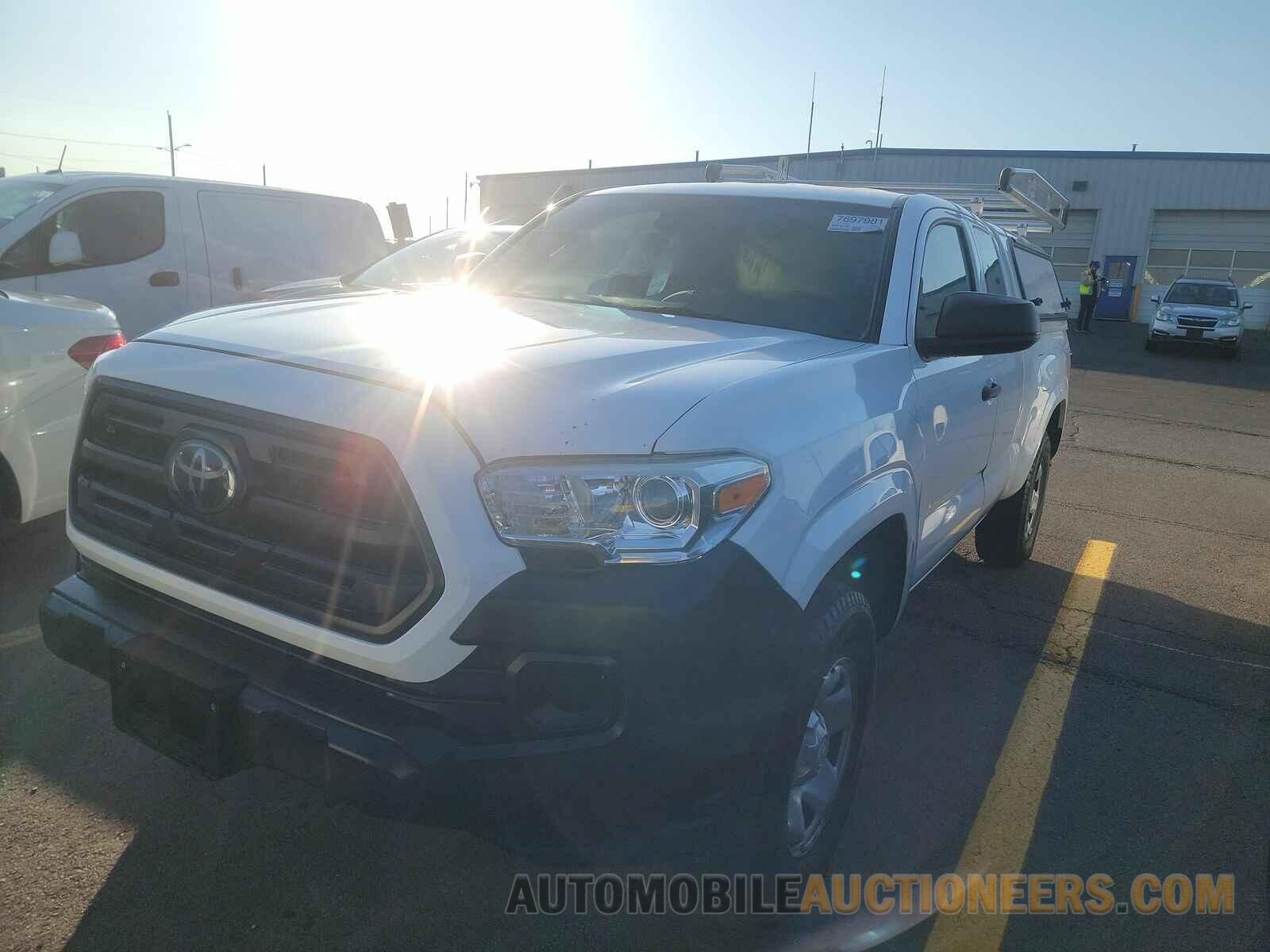 5TFRX5GN2JX128699 Toyota Tacoma 2018