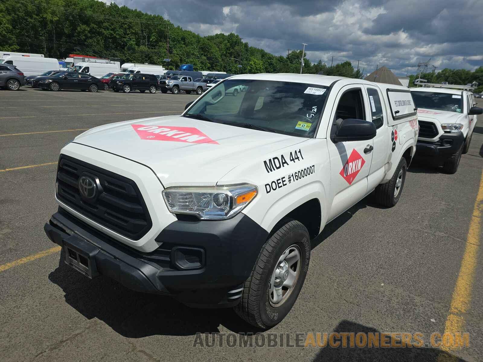 5TFRX5GN3JX118599 Toyota Tacoma 2018