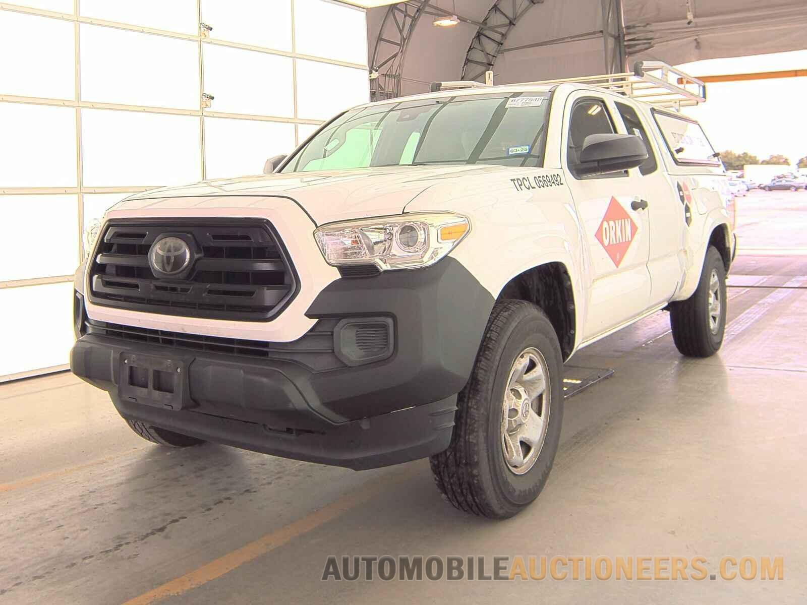 5TFRX5GN4JX108096 Toyota Tacoma 2018