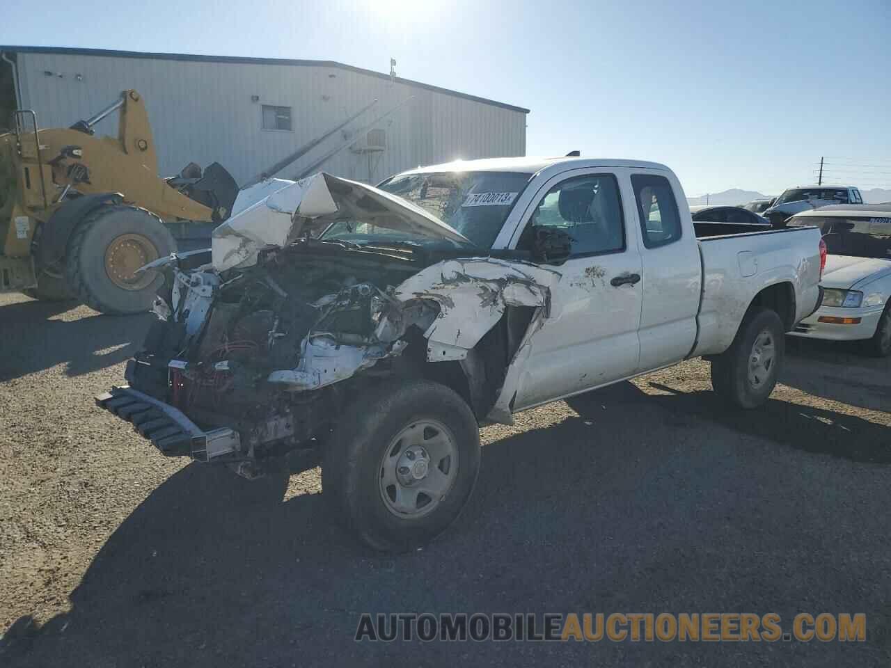 5TFRX5GN5HX080075 TOYOTA TACOMA 2017