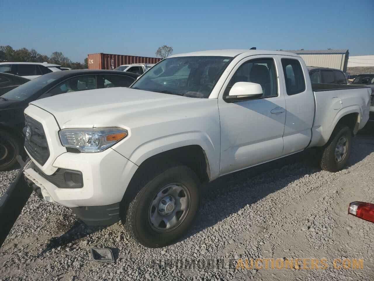 5TFRX5GN5HX086670 TOYOTA TACOMA 2017