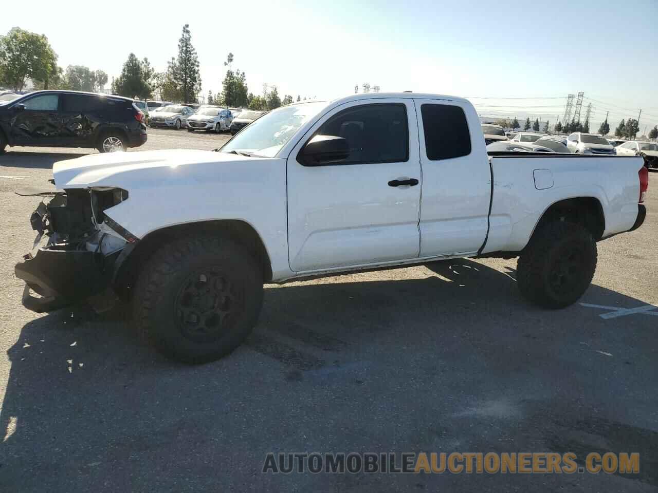 5TFRX5GN5HX094297 TOYOTA TACOMA 2017