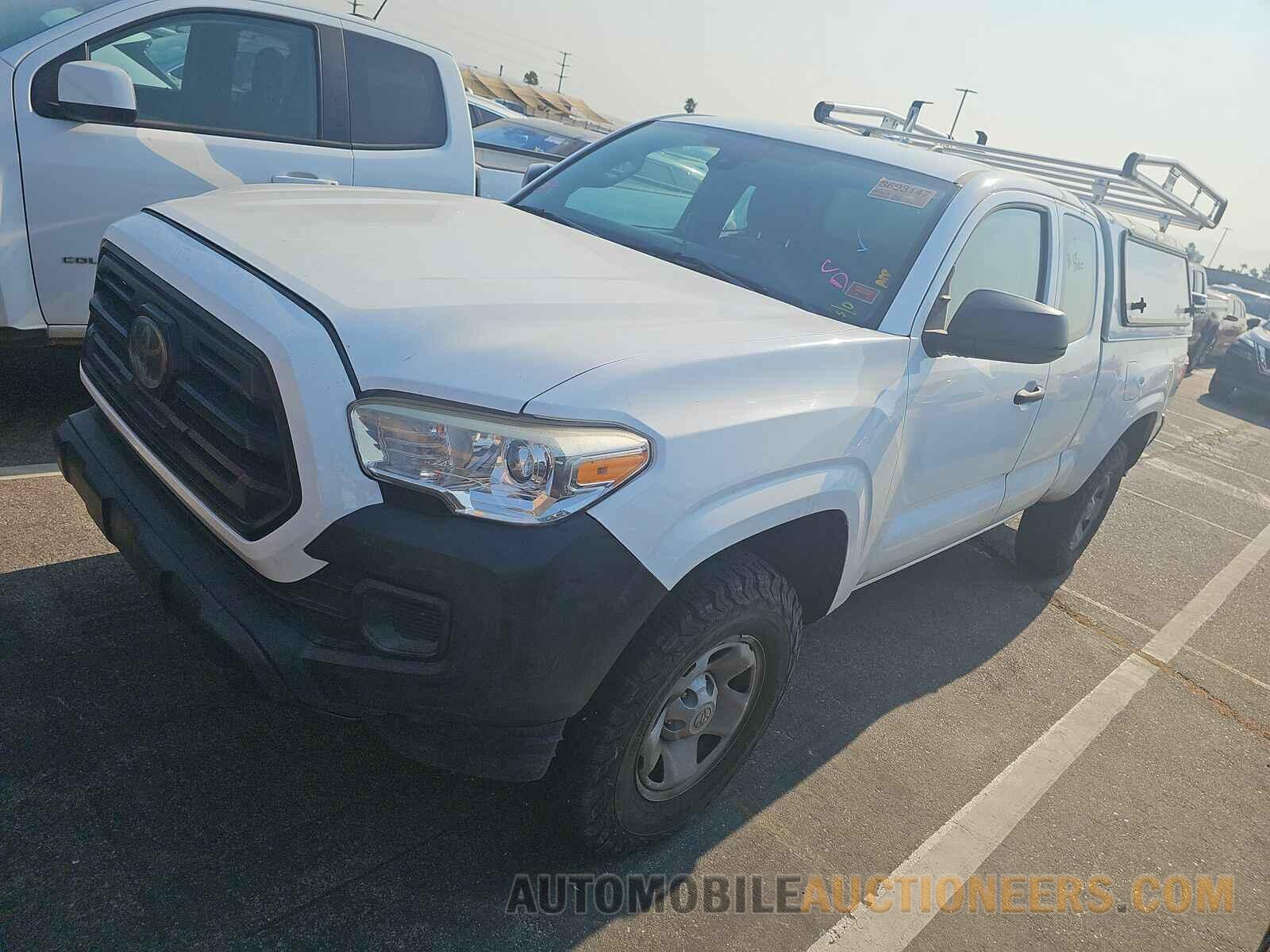 5TFRX5GN5JX118040 Toyota Tacoma 2018