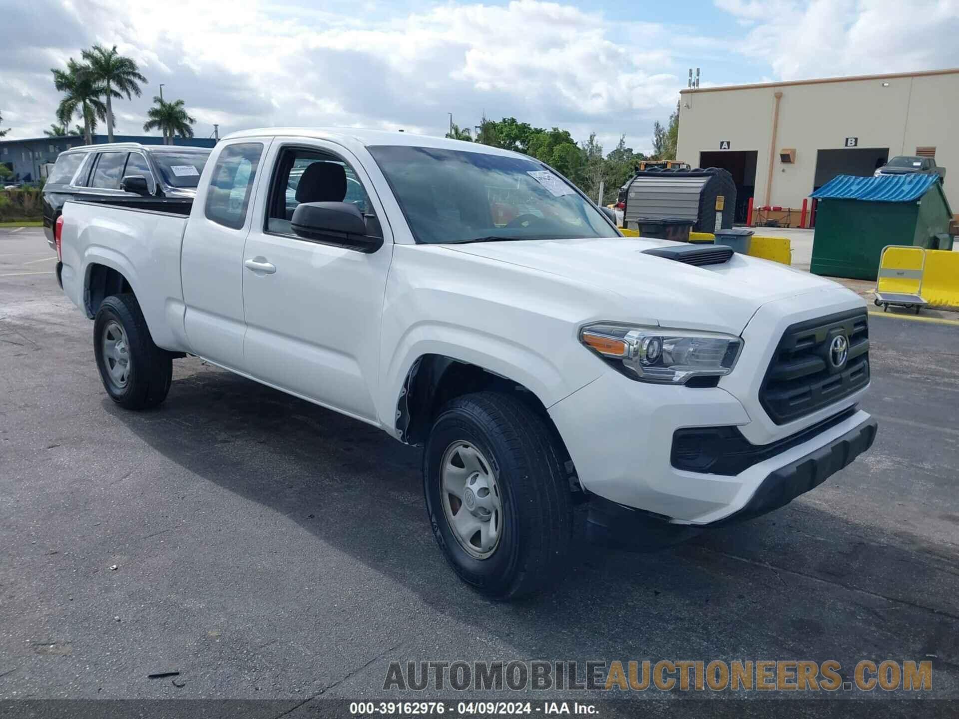 5TFRX5GN7HX080143 TOYOTA TACOMA 2017