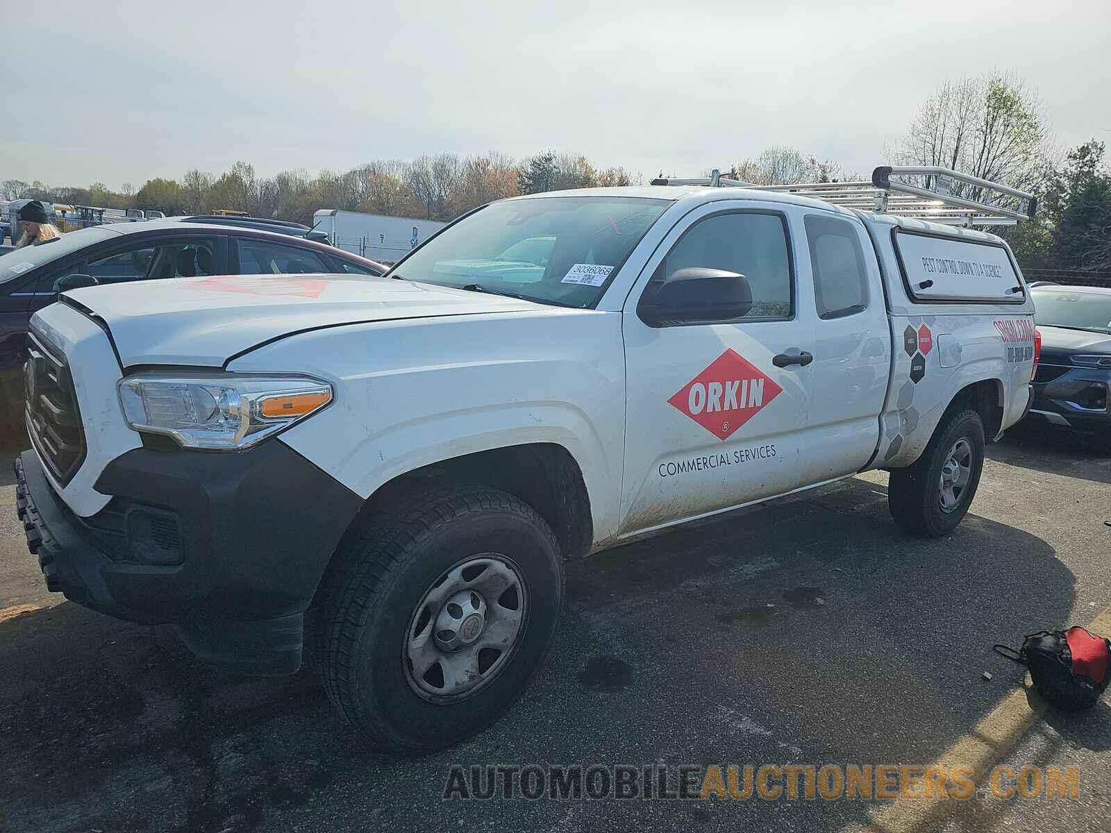 5TFRX5GN7JX105841 Toyota Tacoma 2018