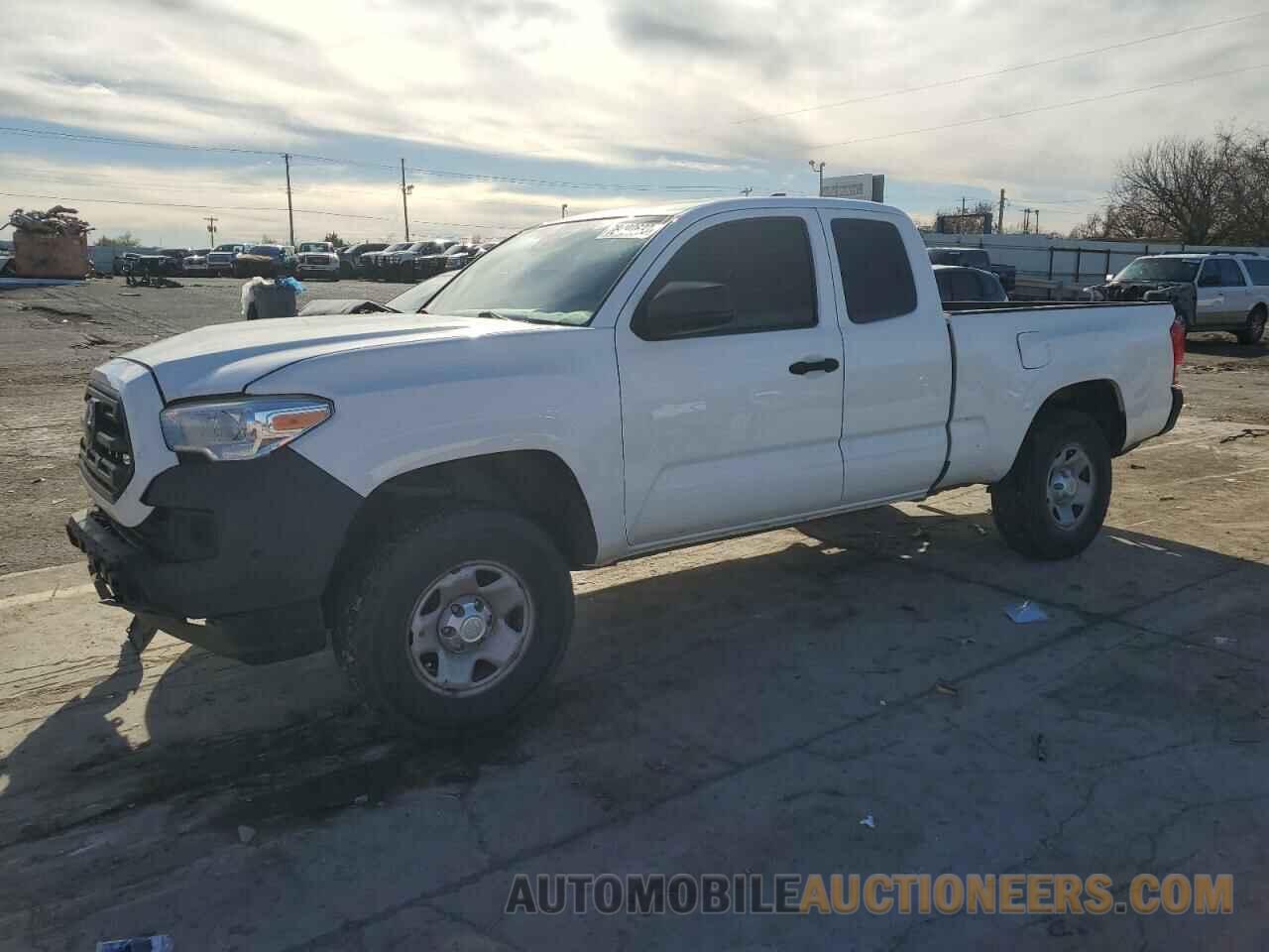 5TFRX5GN7JX111459 TOYOTA TACOMA 2018