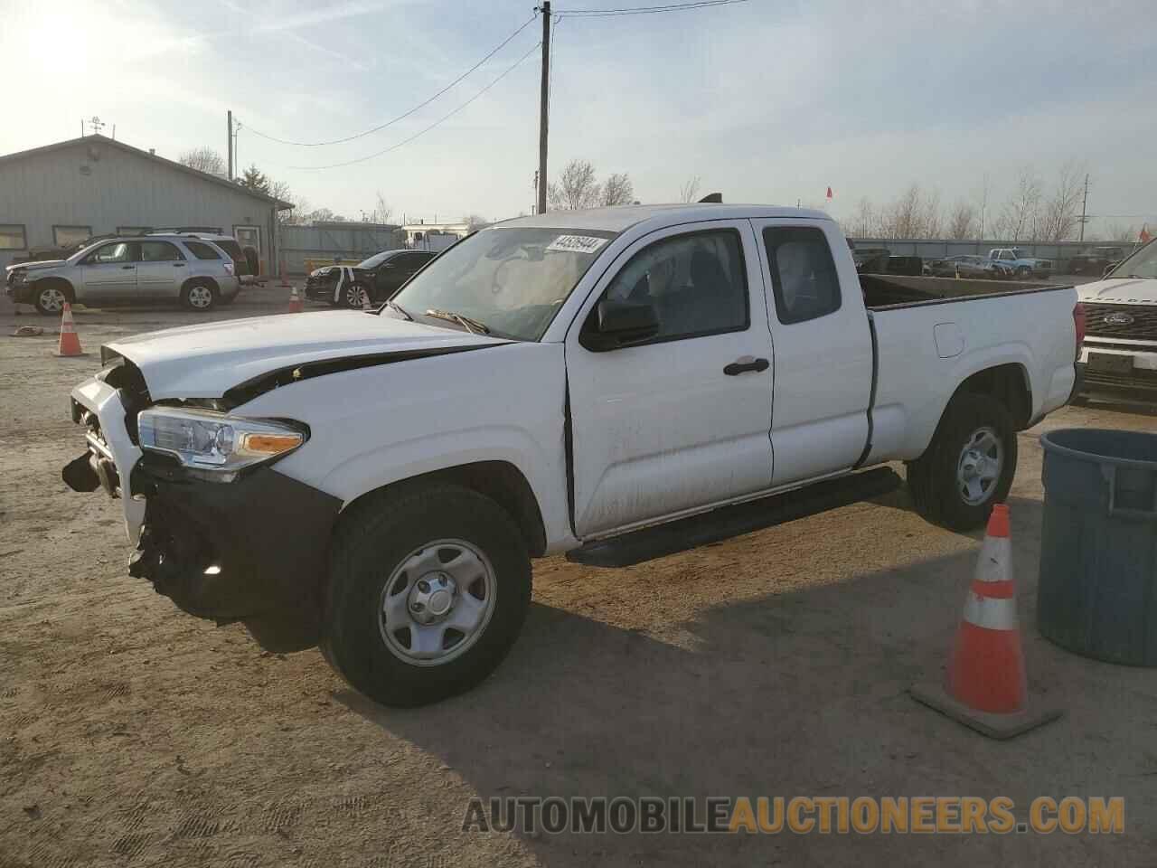 5TFRX5GN8JX127329 TOYOTA TACOMA 2018