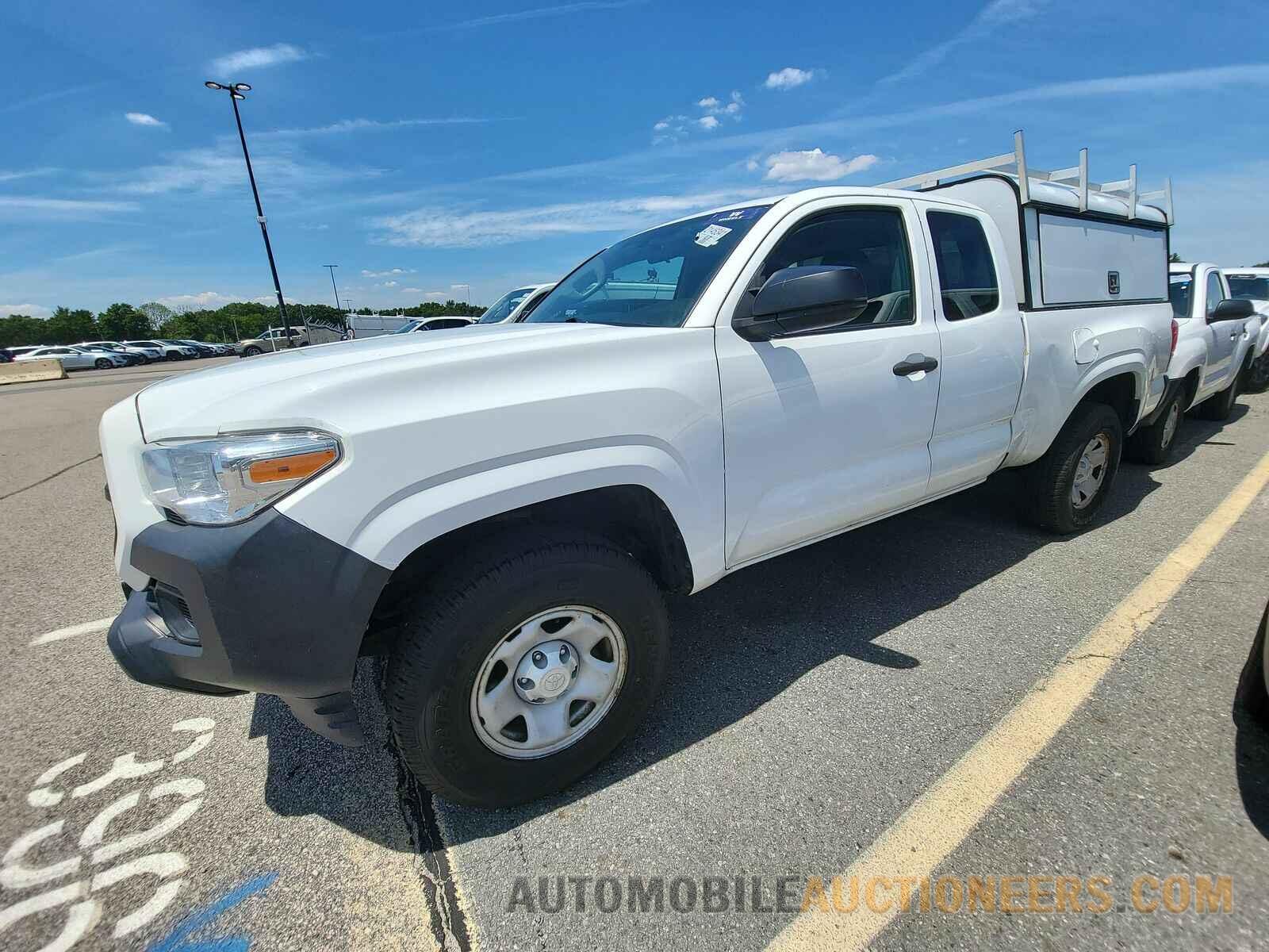 5TFRX5GN9GX056084 Toyota Tacoma 2016