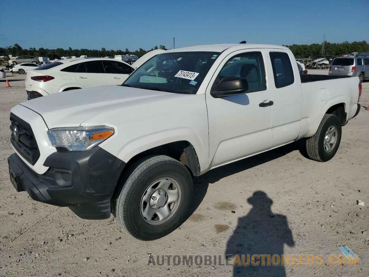 5TFRX5GNXHX100059 TOYOTA TACOMA 2017