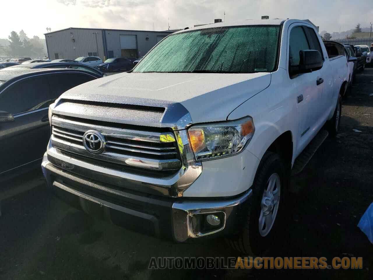 5TFRY5F11HX221803 TOYOTA TUNDRA 2017