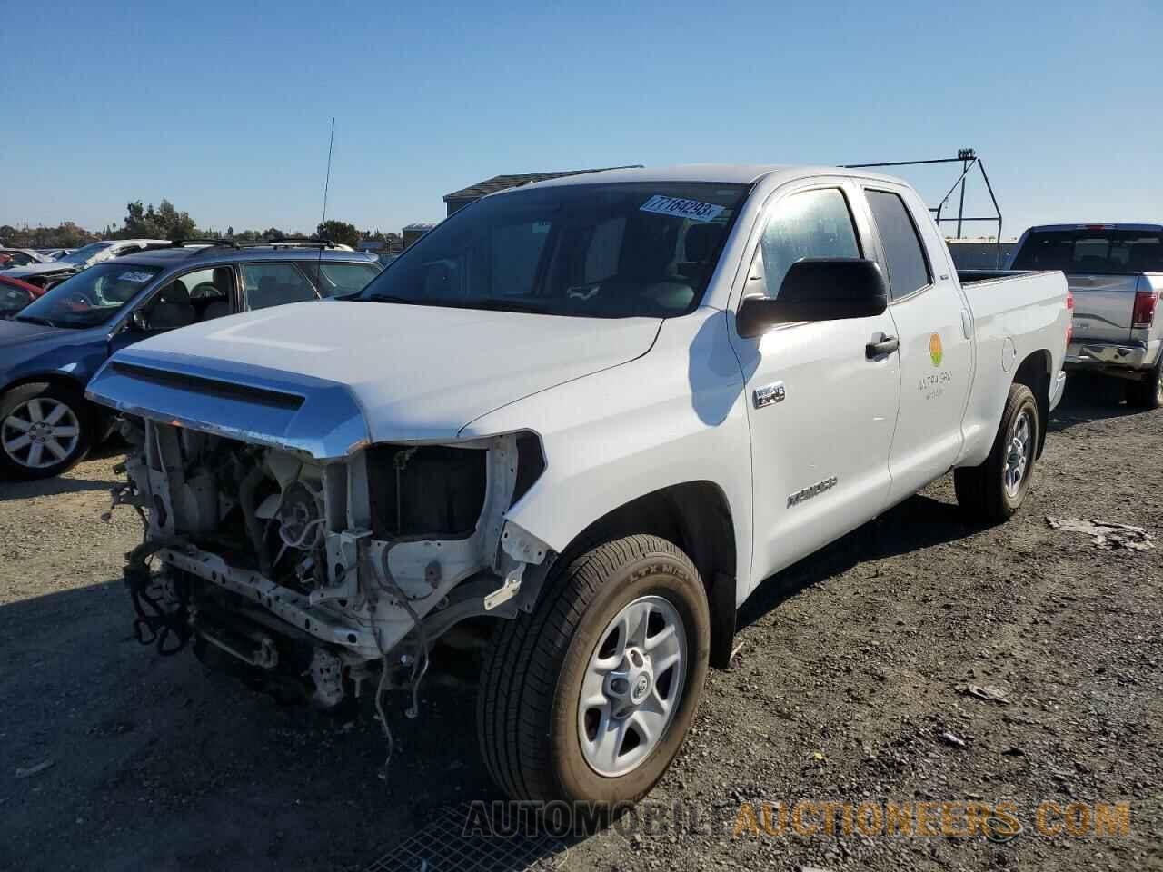 5TFRY5F15HX219472 TOYOTA TUNDRA 2017