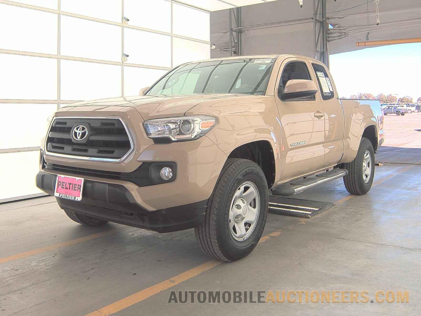 5TFRZ5CN2GX001153 Toyota Tacoma 2016